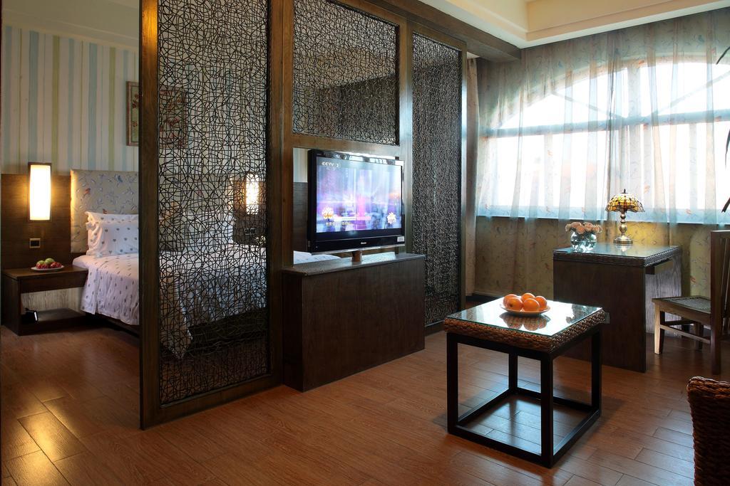 האיקו Forest City Resort Hotel חדר תמונה