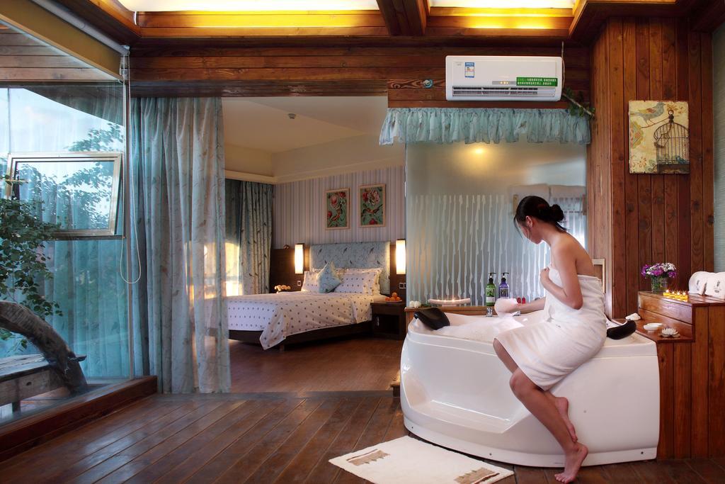 האיקו Forest City Resort Hotel חדר תמונה