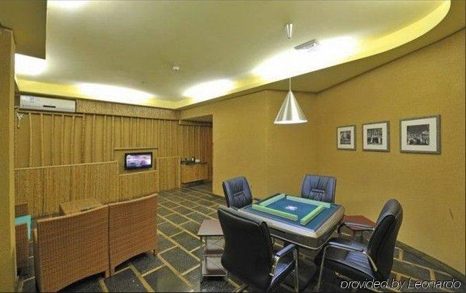 האיקו Forest City Resort Hotel מתקנים תמונה